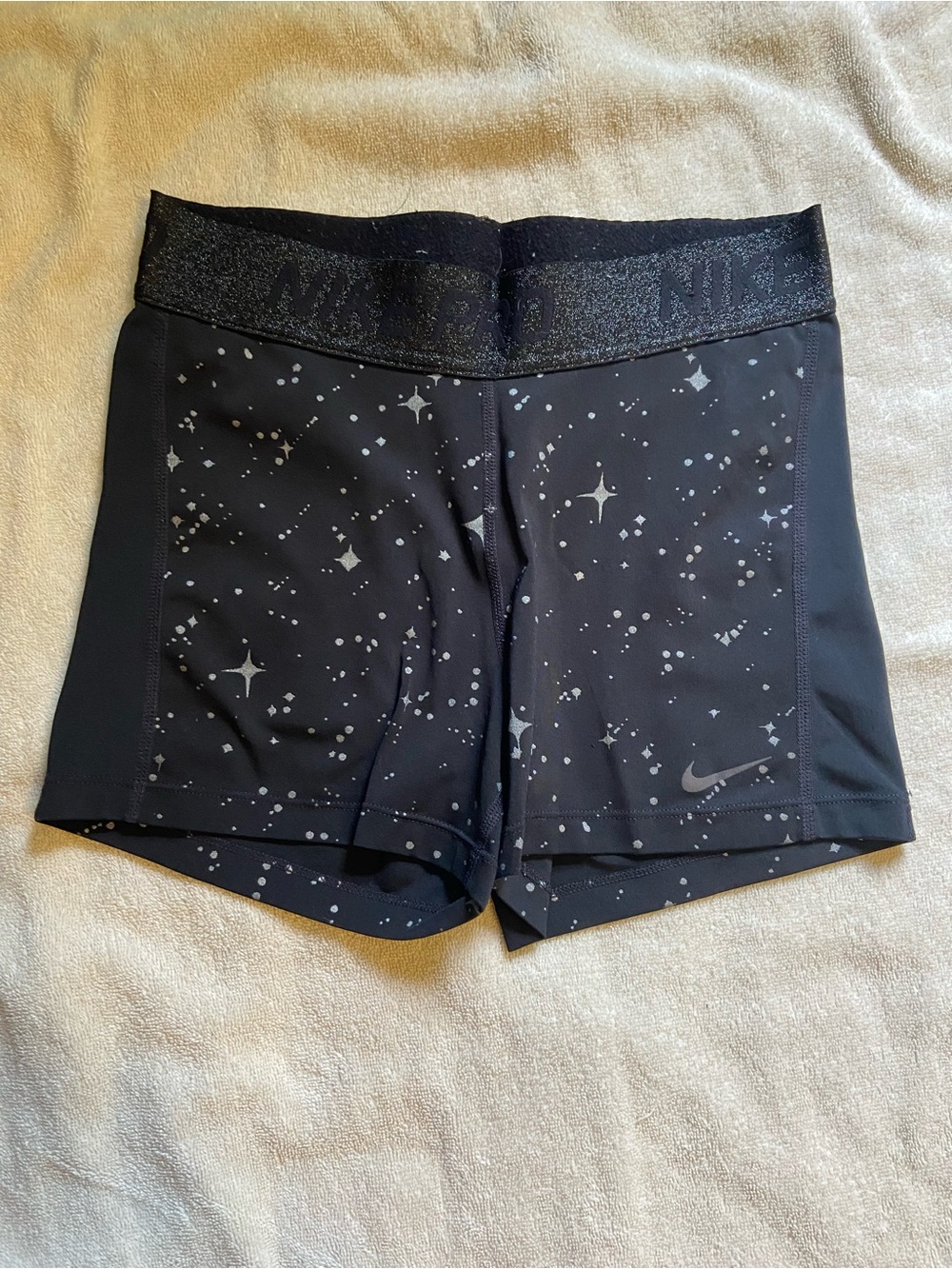 Nike Dri-fit Shorts
Size - Medium